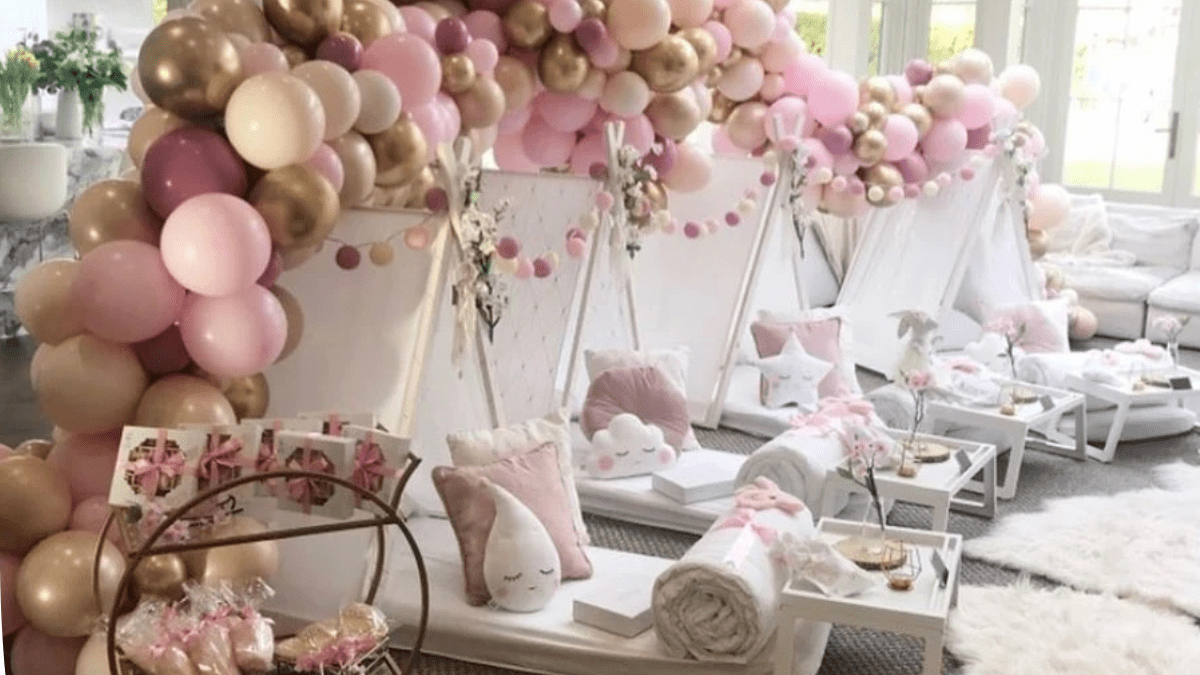 How Celebs Throw the Ultimate Kids’ Sleepover (and How You Can&nbsp;Too!)